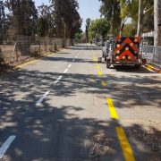 סימון כבישים וחניות בבתי זיקוק